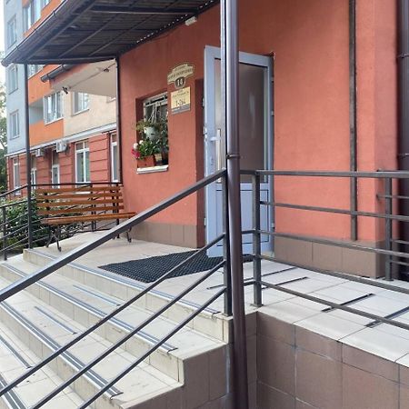 У 2 Хвилинах Від Метро Нова Супер Видова Kyiv Exterior photo